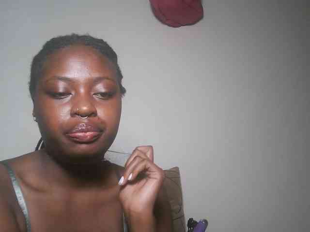 DaisyafterDark_ webcam