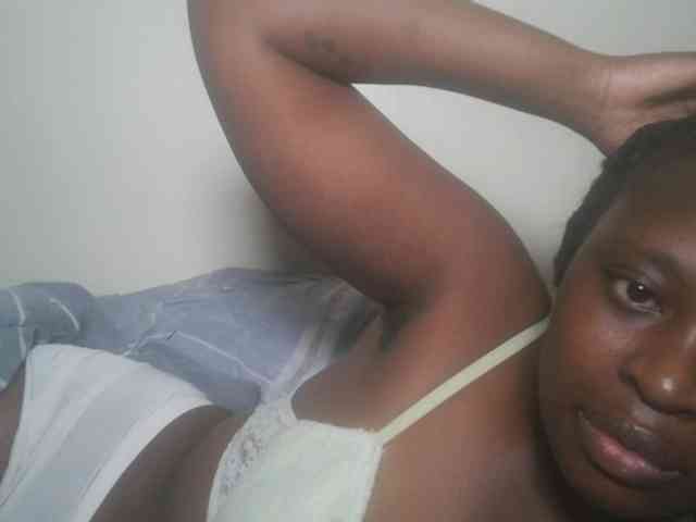 DaisyafterDark_ webcam
