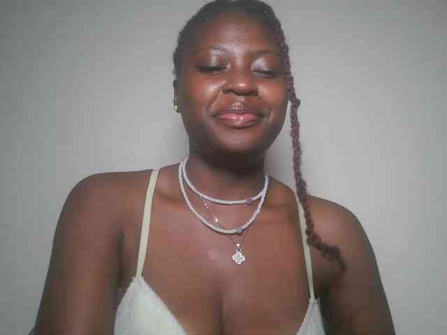 DaisyafterDark_ webcam
