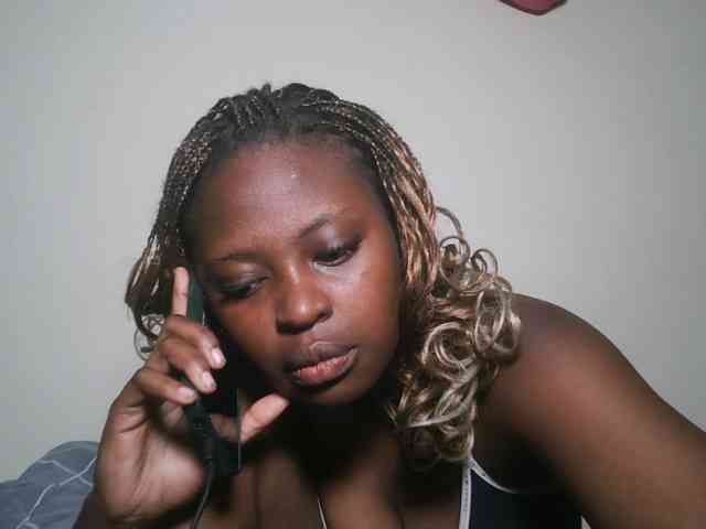 DaisyafterDark_ webcam