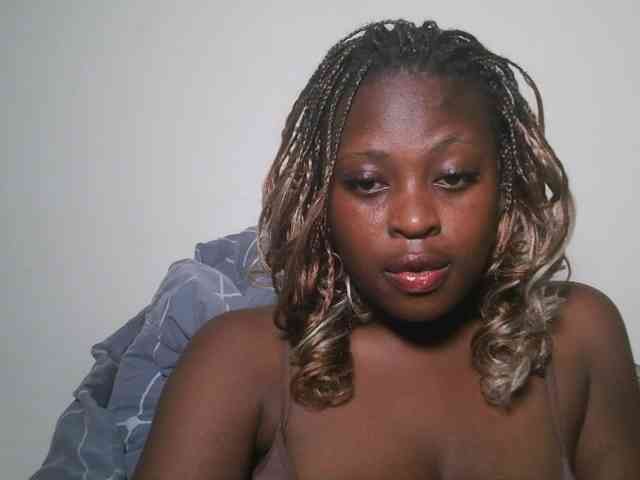 DaisyafterDark_ webcam