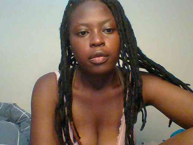 DaisyafterDark_ webcam