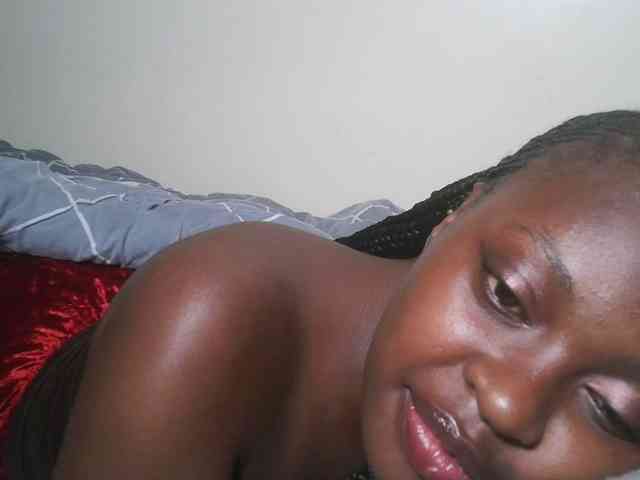 DaisyafterDark_ webcam