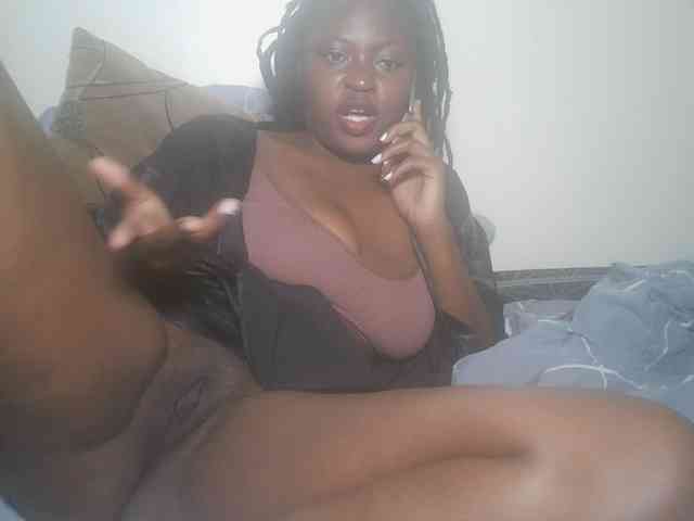 DaisyafterDark_ webcam