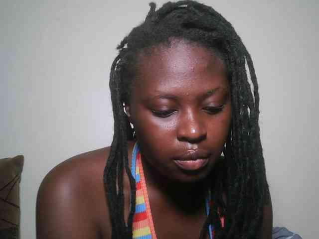 DaisyafterDark_ webcam