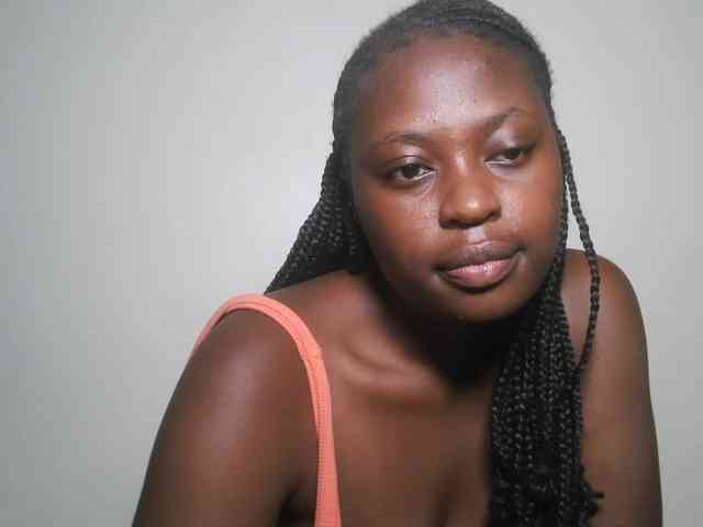 DaisyafterDark_ webcam
