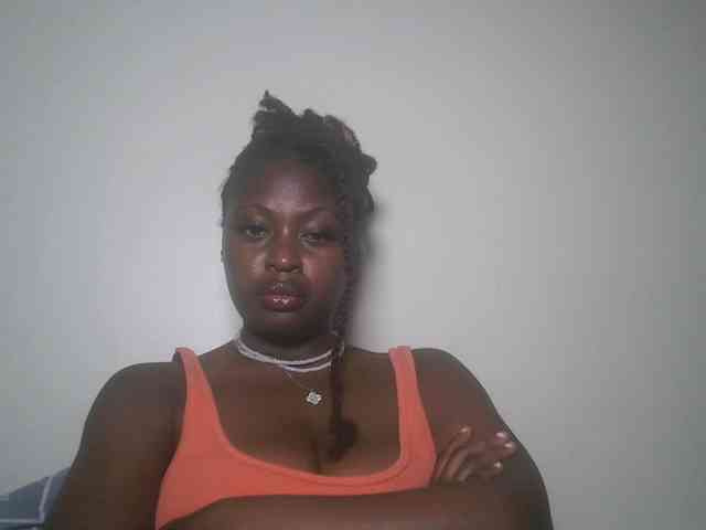 DaisyafterDark_ webcam