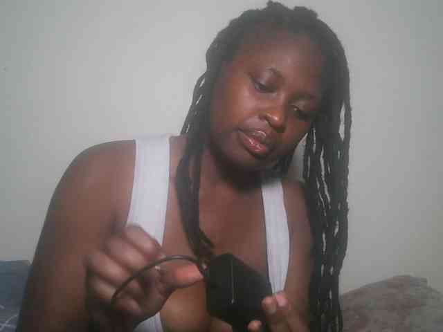DaisyafterDark_ webcam