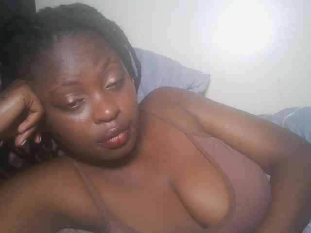 DaisyafterDark_ webcam
