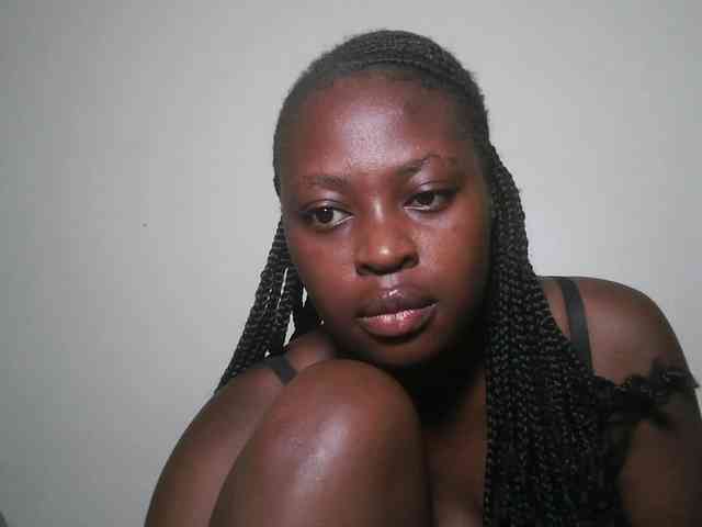 DaisyafterDark_ webcam