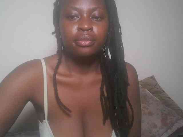 DaisyafterDark_ webcam
