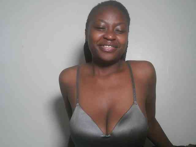 DaisyafterDark_ webcam