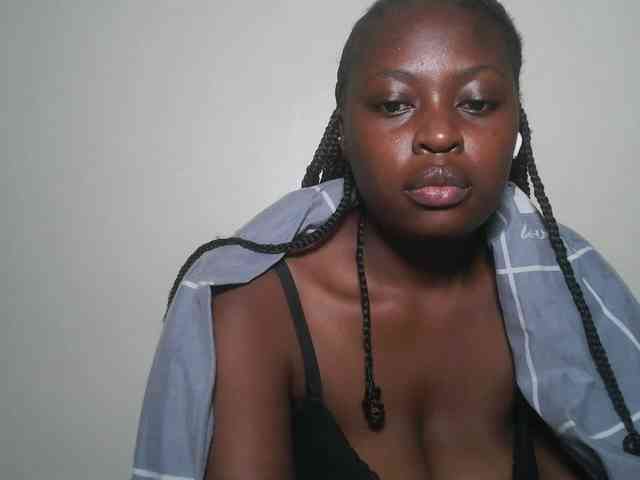 DaisyafterDark_ webcam