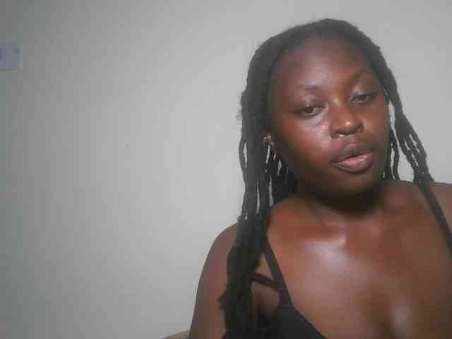 DaisyafterDark_ webcam