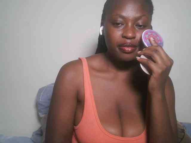 DaisyafterDark_ webcam