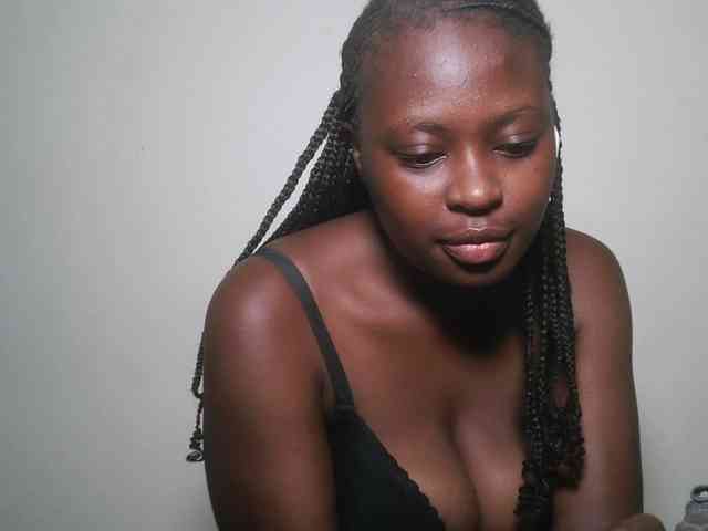 DaisyafterDark_ webcam