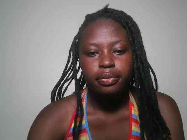 DaisyafterDark_ webcam