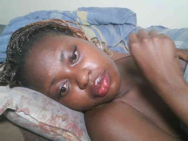DaisyafterDark_ webcam