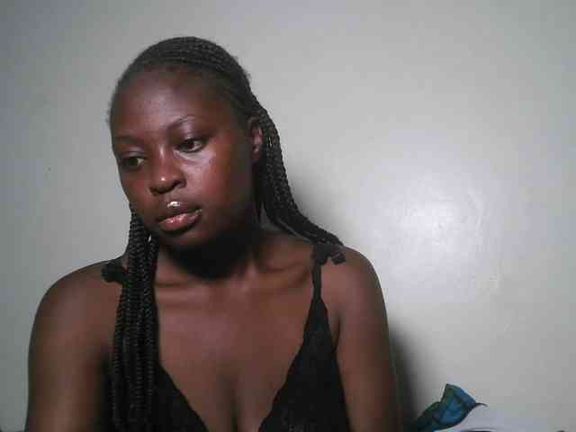 DaisyafterDark_ webcam