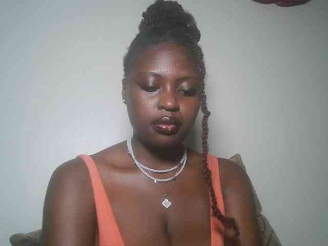 DaisyafterDark_ webcam