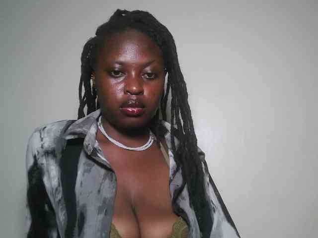 DaisyafterDark_ webcam