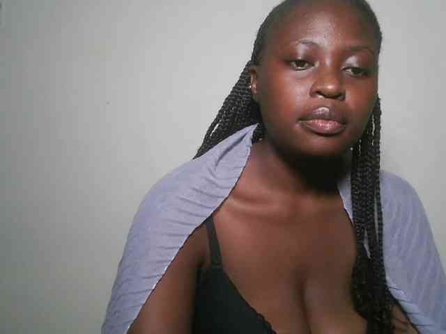 DaisyafterDark_ webcam