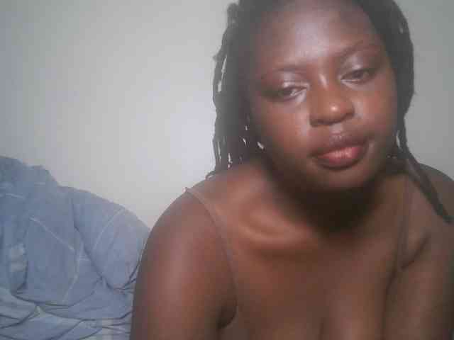 DaisyafterDark_ webcam