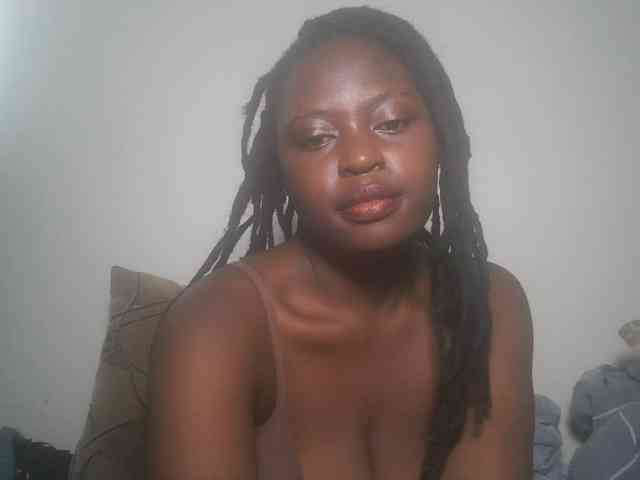 DaisyafterDark_ webcam