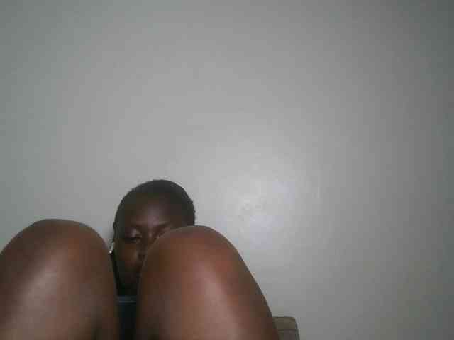DaisyafterDark_ webcam