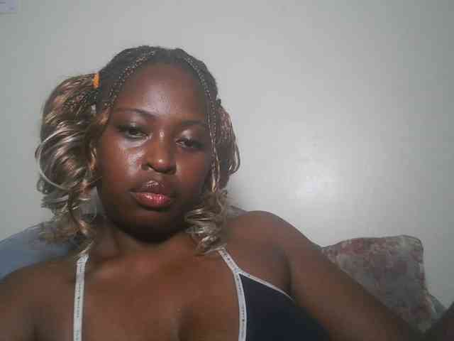 DaisyafterDark_ webcam