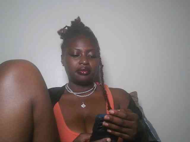 DaisyafterDark_ webcam