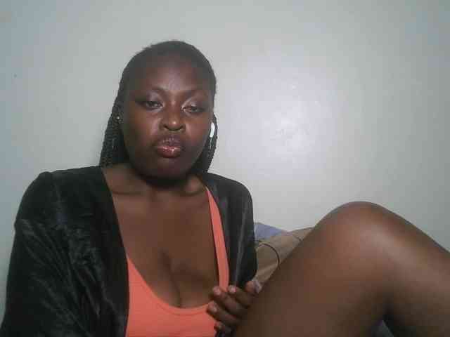 DaisyafterDark_ webcam