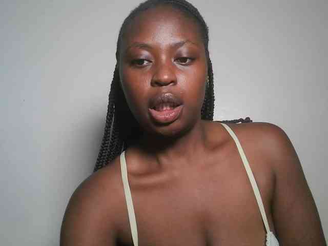 DaisyafterDark_ webcam