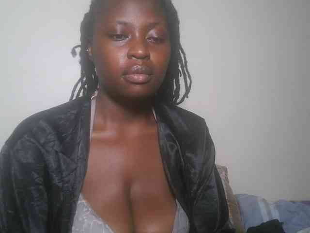 DaisyafterDark_ webcam