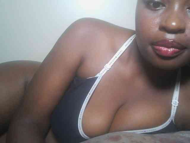 DaisyafterDark_ webcam