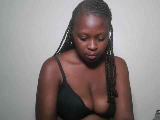 DaisyafterDark_ webcam