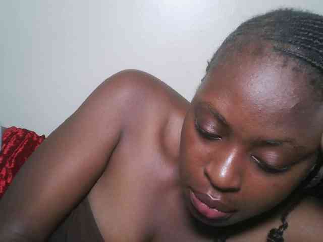 DaisyafterDark_ webcam