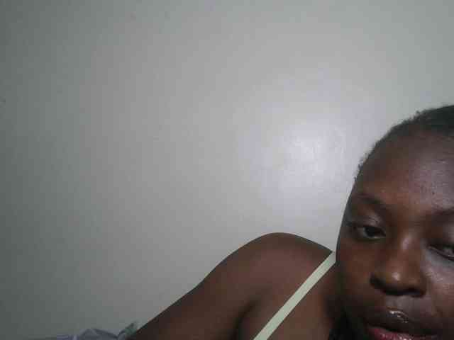 DaisyafterDark_ webcam