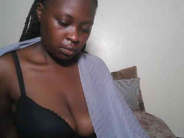 DaisyafterDark_ webcam