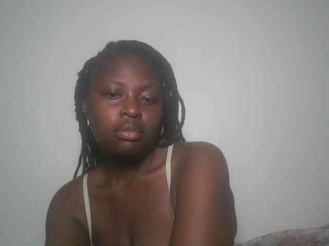DaisyafterDark_ webcam