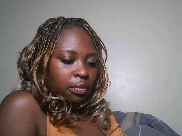 DaisyafterDark_ webcam