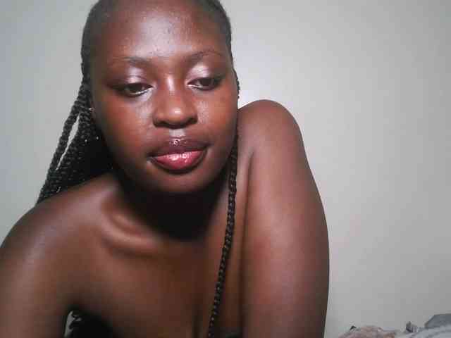 DaisyafterDark_ webcam