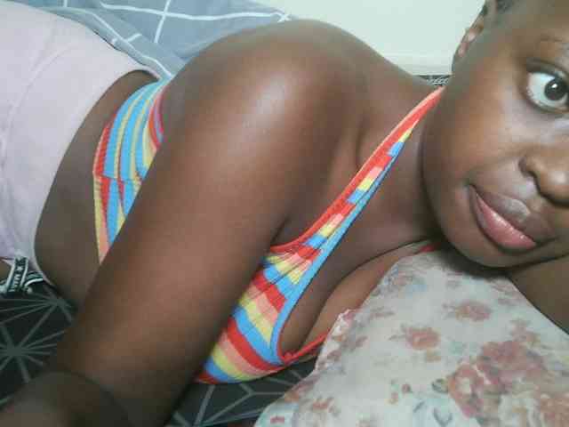 DaisyafterDark_ webcam