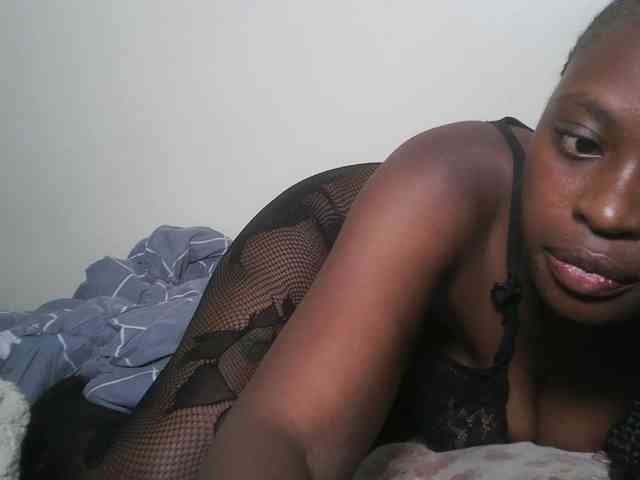 DaisyafterDark_ webcam