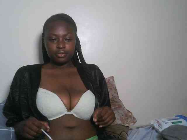 DaisyafterDark_ webcam