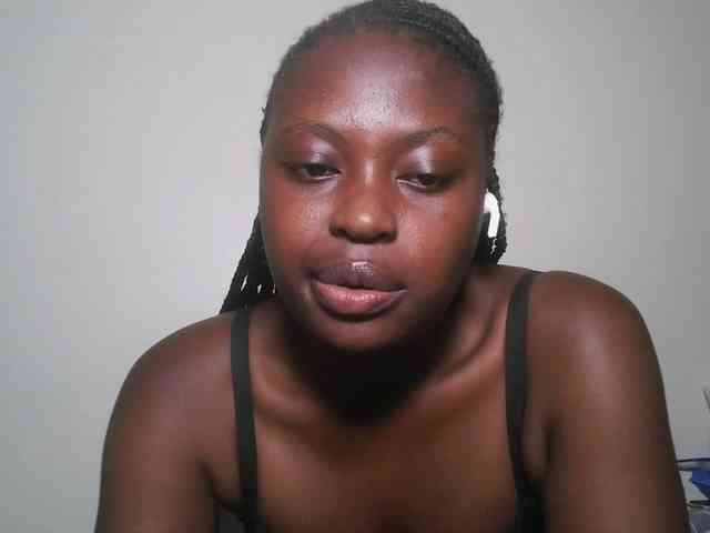 DaisyafterDark_ webcam