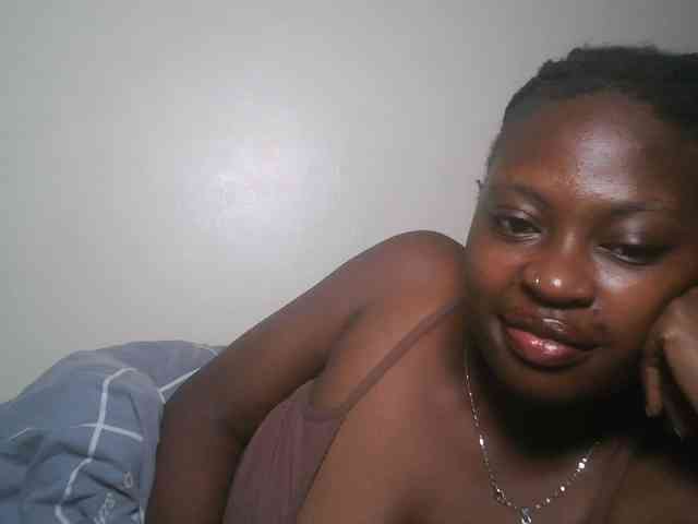 DaisyafterDark_ webcam