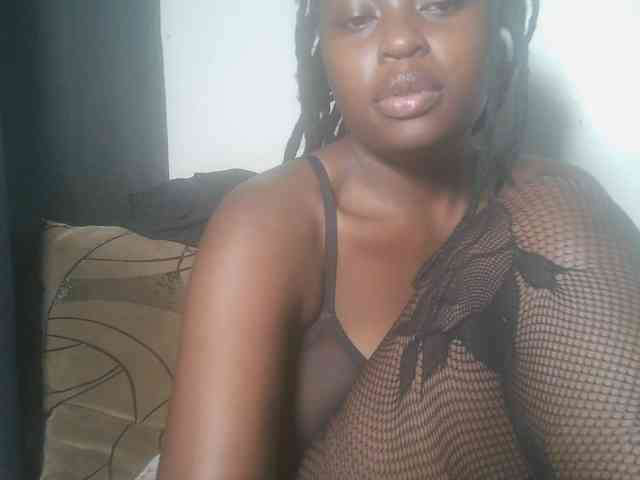 DaisyafterDark_ webcam