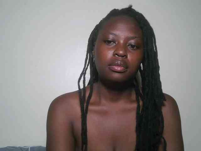DaisyafterDark_ webcam