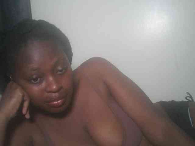 DaisyafterDark_ webcam